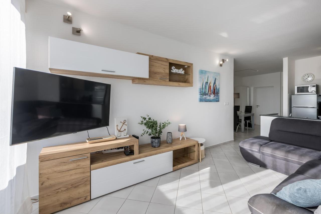 Sundowners Apartment, 52Qm, Double & Single Bed, 10 Min From Old Town Of Split Exterior foto