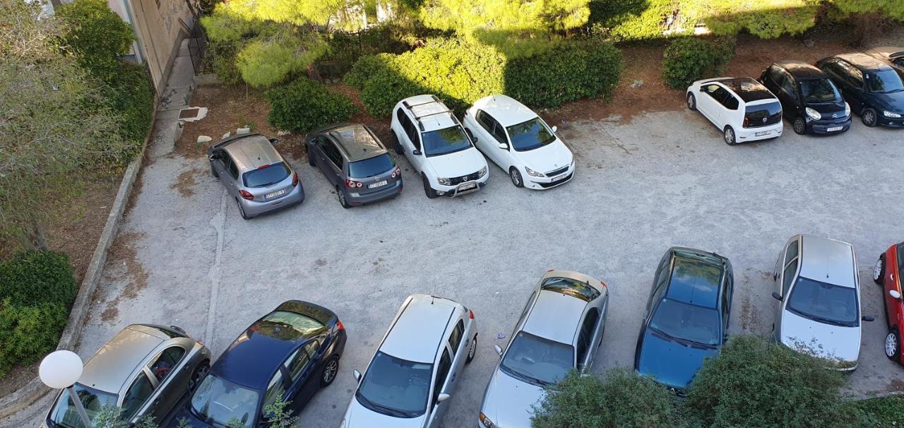 Sundowners Apartment, 52Qm, Double & Single Bed, 10 Min From Old Town Of Split Exterior foto